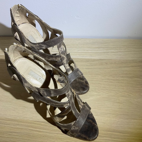 Elie Saab Python High Heel Sandals size 38 - Picture 3 of 4